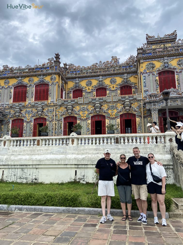 Hue tour photo 24