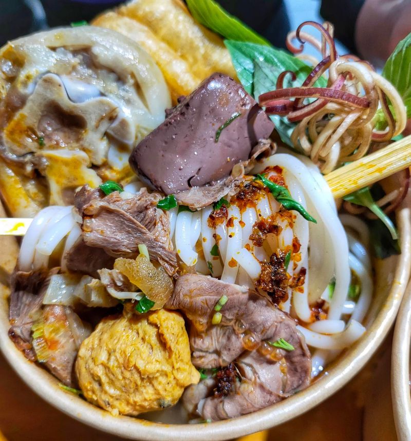 Bun Bo Hue β Overview
